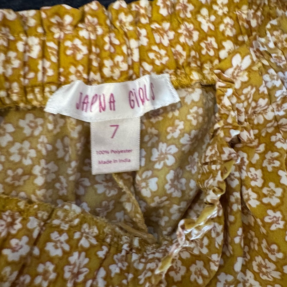 Japna girls Mustard Yellow Floral Smocked Top & Pant Set size 7 - Picture 6 of 6